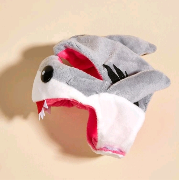Shark hat for small/medium pets - Picture 2 of 4